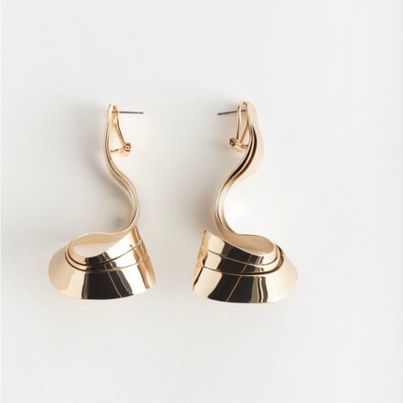 & Other Stories Twisted Wave Earrings - Picture 1 of 5